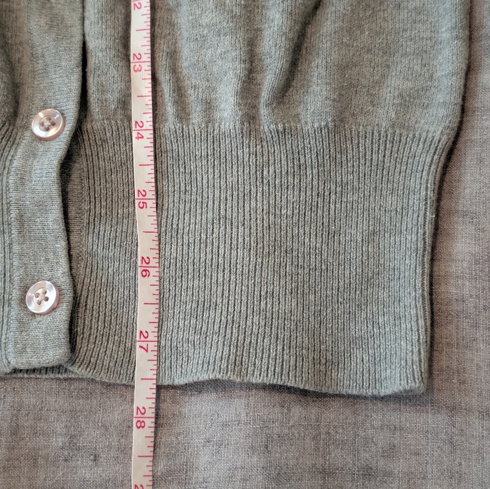 Frenchi Longline V-Neck Button-Up Cardigan Light Gray Size S - Picture 10 of 10